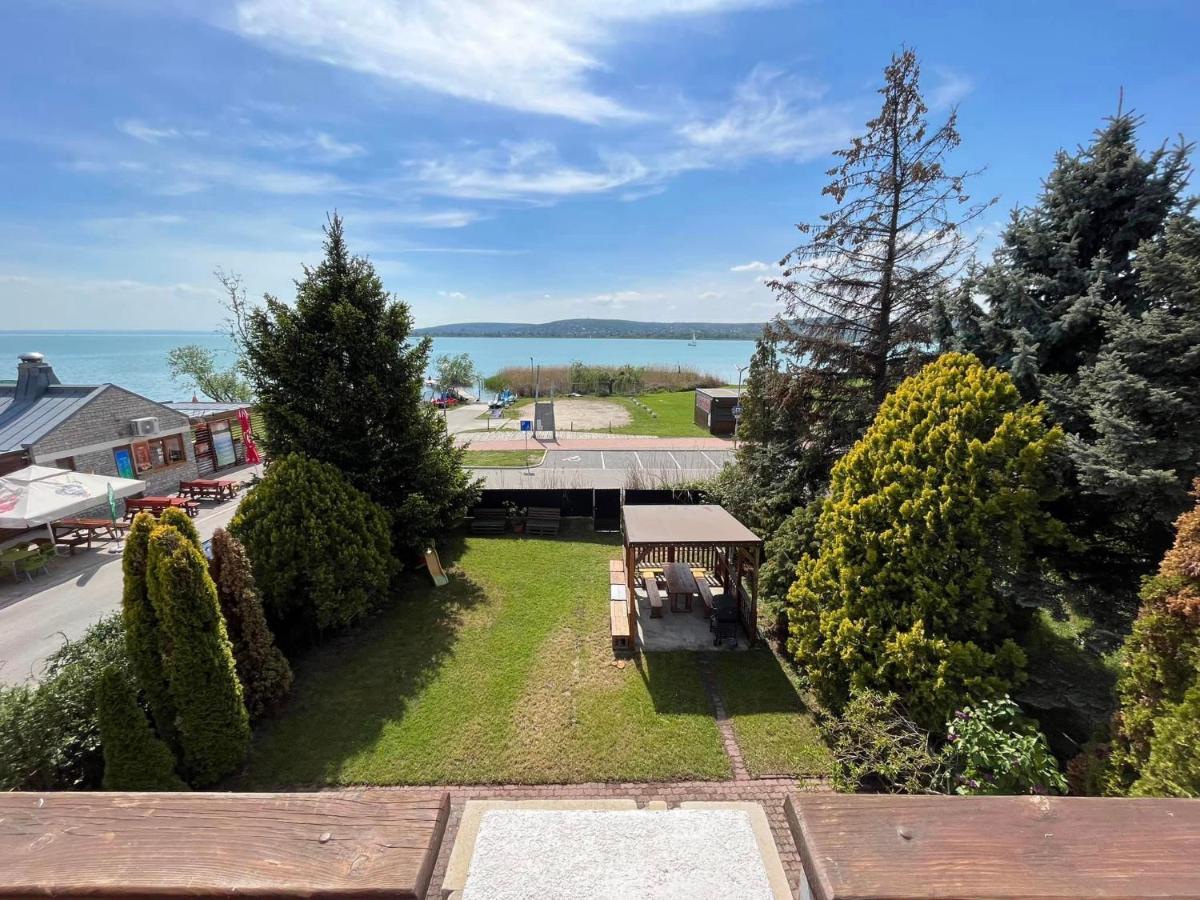 Balatonfůzfő Sunset Beach Apartman מראה חיצוני תמונה