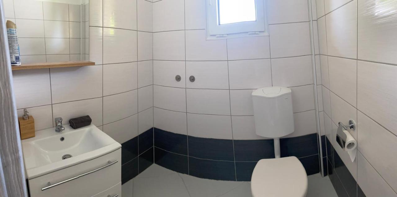 Balatonfůzfő Sunset Beach Apartman מראה חיצוני תמונה